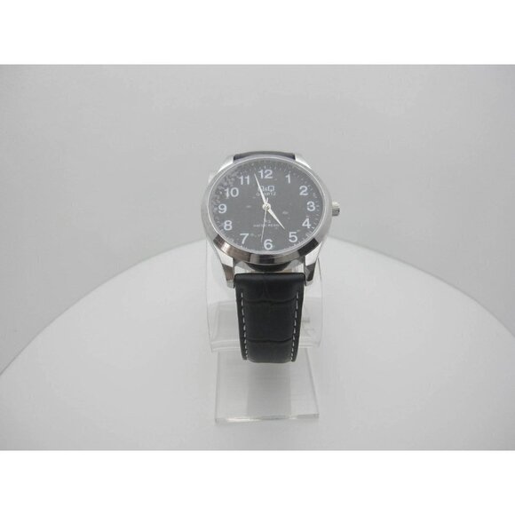 New Q & Q Quartz IPS 3 Bar Water Resistant Analog Dial Casual Watch (B491) - Picture 2 of 10